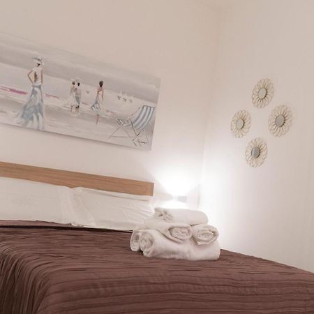 More Apartments Il Ferrarese2 Bari Eksteriør billede