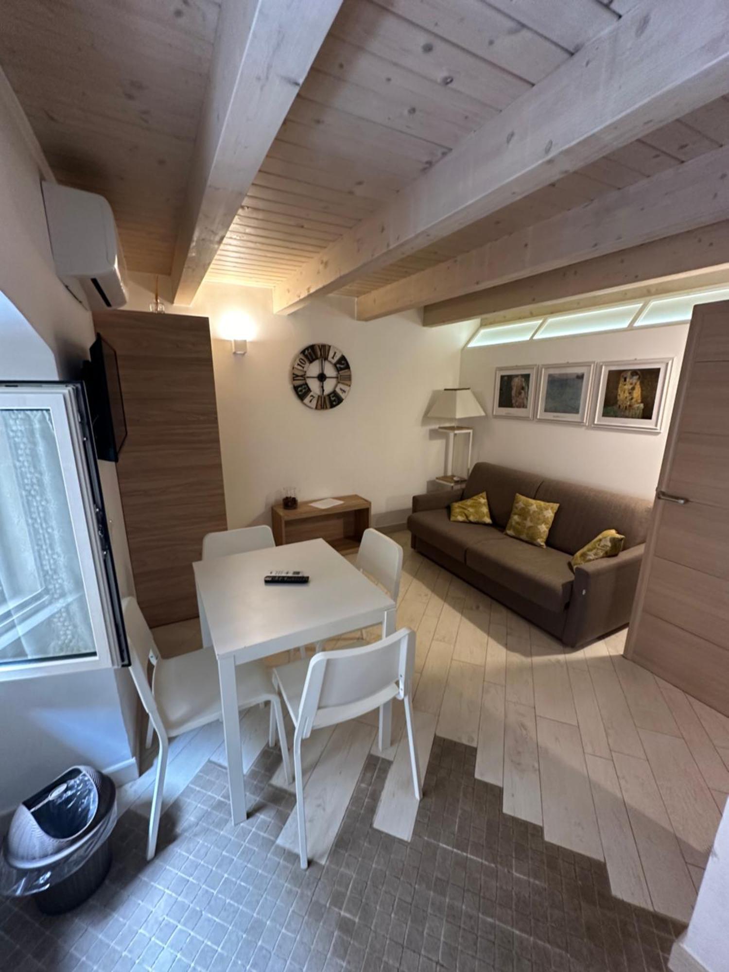 More Apartments Il Ferrarese2 Bari Eksteriør billede