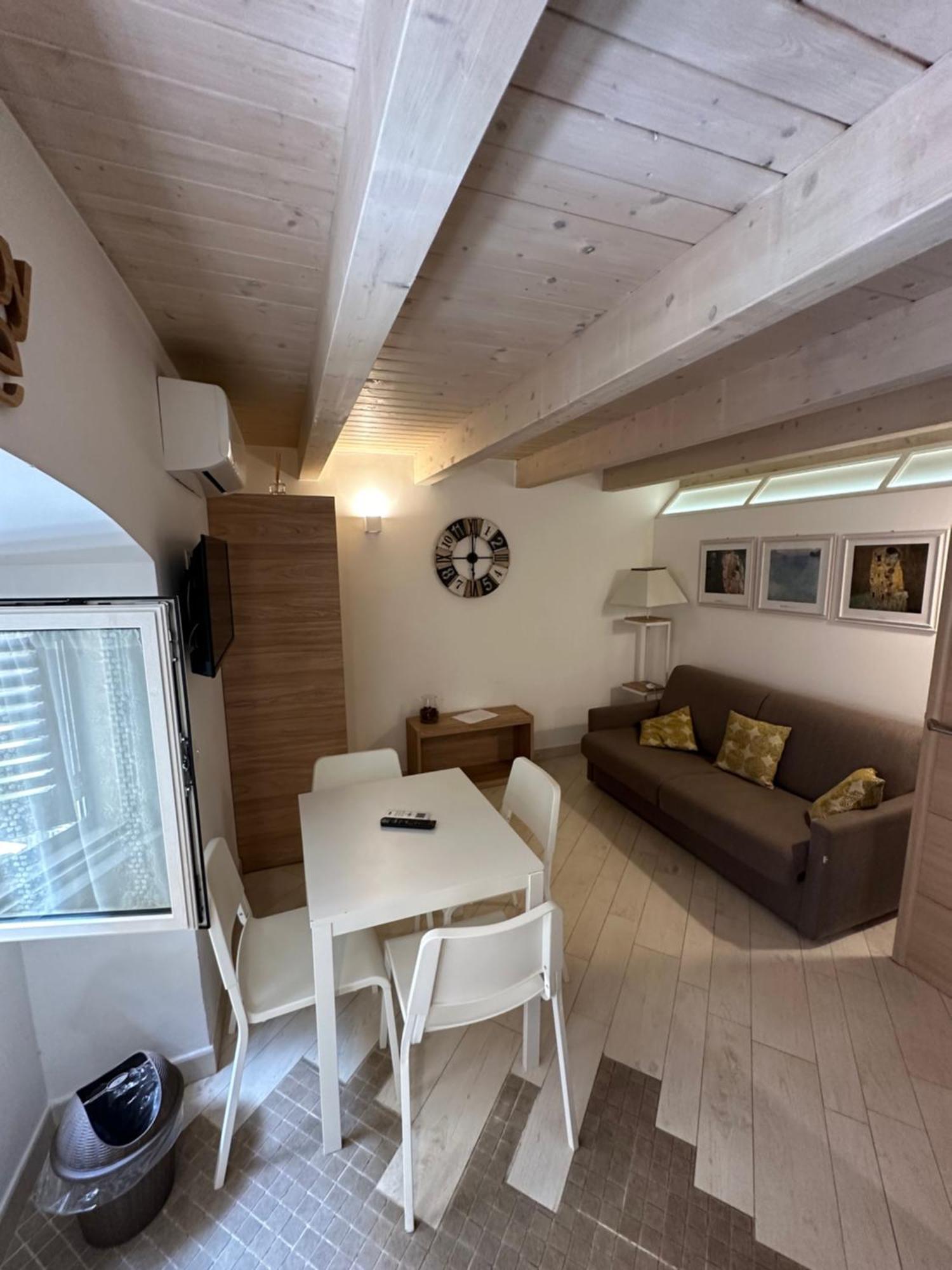 More Apartments Il Ferrarese2 Bari Eksteriør billede